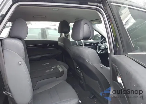 2016 Kia Sorento 2.4L Lx z USA, uszkodzony, nr VIN 5XYPGDA36GG165212